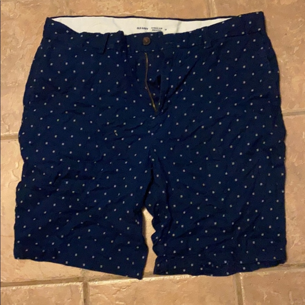 Old Navy size 36 Printed Navy Blue Shorts